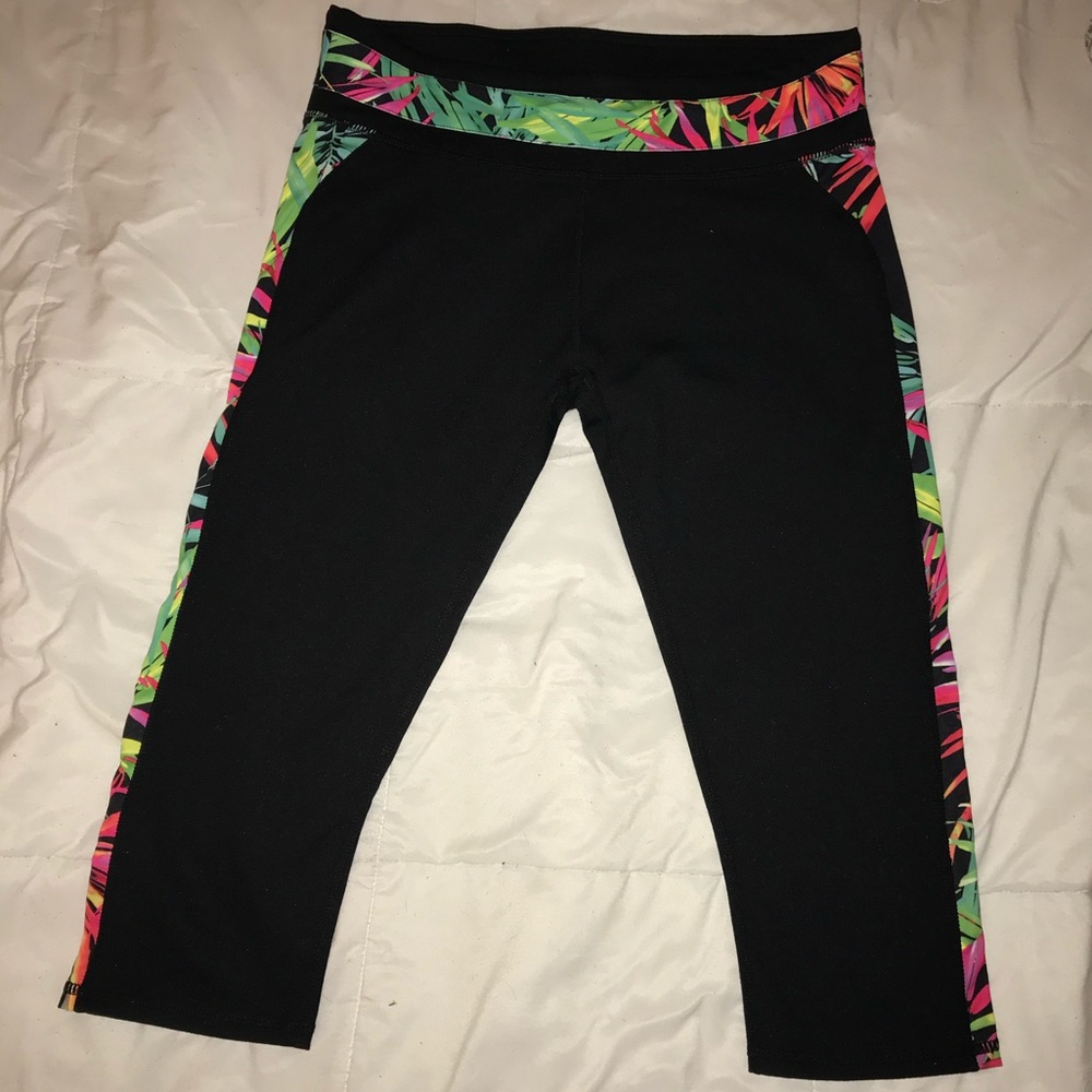 Fabletics Capri leggings